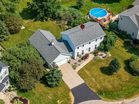 View/Area - n254 Meadowbreeze Court, Appleton, WI 54915 photo 4 of 7