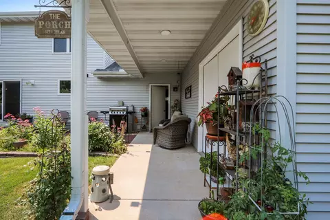 Exterior - n254 Meadowbreeze Court, Appleton, WI 54915 photo 7 of 27