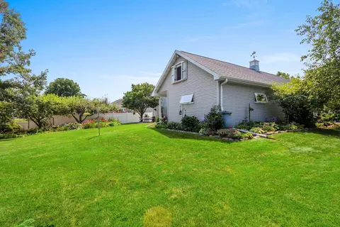 Exterior - n254 Meadowbreeze Court, Appleton, WI 54915 photo 5 of 27