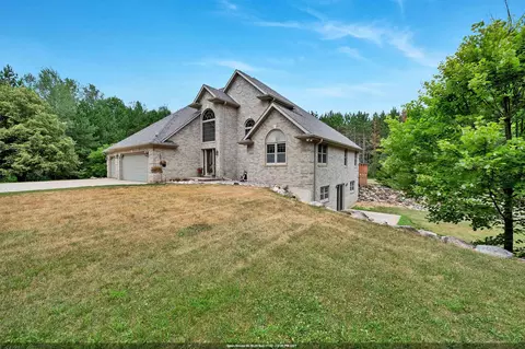 5164 Stiles Rd, Lena, WI 54139