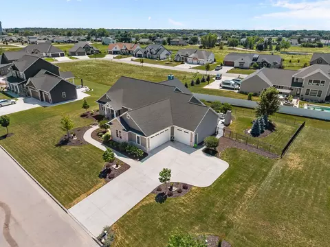View/Area - 3001 W Old Oak Dr, Appleton, WI 54913 photo 14 of 15