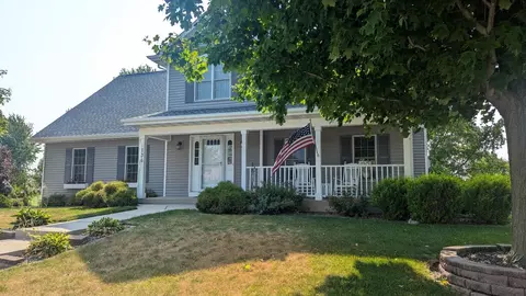 136 Highland Dr, Glenbeulah, WI 53023