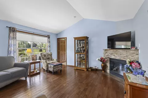 Living - w10036 Terri Lane, Crivitz, WI 54114 photo 2 of 3