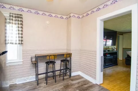 Dining - 190 Mill St, Iola, WI 54945 photo 1 of 1