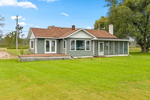 6988 County Rd Y Rd, Oconto, WI 54153