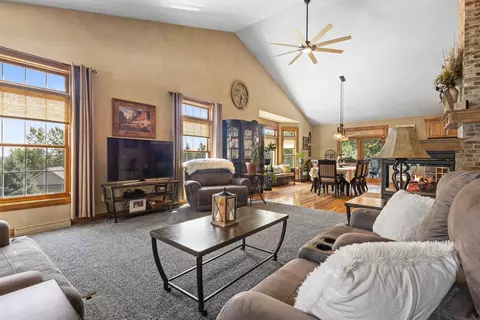 Living - n3224 Feather Ridge Drive, Appleton, WI 54913 photo 2 of 3