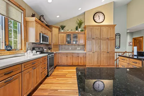 Kitchen - n3224 Feather Ridge Drive, Appleton, WI 54913 photo 4 of 4