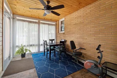 Exterior - 620 W Sunset Ave, Appleton, WI 54911 photo 2 of 7