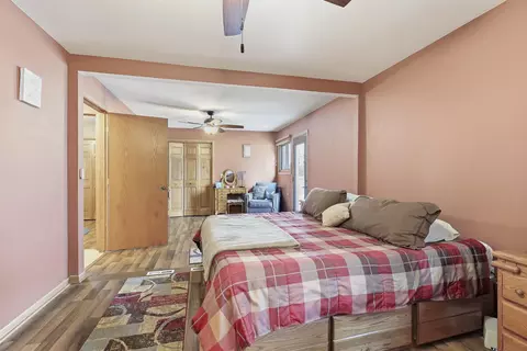 Bedroom - 217 E Mitchell Ave, Appleton, WI 54915 photo 2 of 3