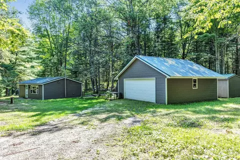 13921 Waubee Lake Dr, Lakewood, WI 54138