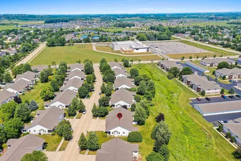 View/Area - 4716 N Fallview Ln, Appleton, WI 54913 photo 4 of 9