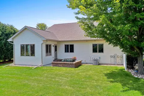 Exterior - 4716 N Fallview Ln, Appleton, WI 54913 photo 13 of 14