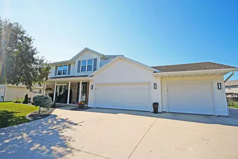 3142 Emory St, Green Bay, WI 54311