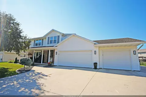 3142 Emory St, Green Bay, WI 54311