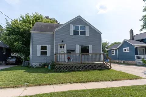 Exterior - 325 E Hancock St, Appleton, WI 54911 photo 2 of 4