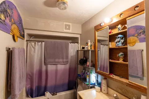 Bath - 325 E Hancock St, Appleton, WI 54911 photo 1 of 2