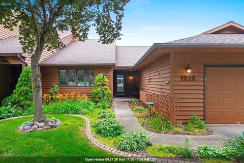 1525 N Bay Highlands Dr, Green Bay, WI 54311
