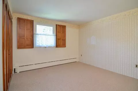 Bedroom - 1105 S Timmers Ln, Appleton, WI 54914 photo 7 of 8