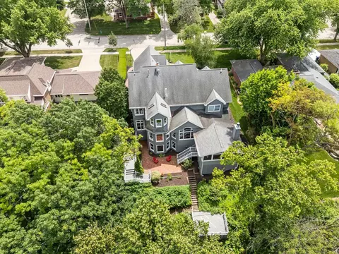 View/Area - 140 River Dr, Appleton, WI 54915 photo 1 of 5