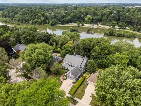 View/Area - 140 River Dr, Appleton, WI 54915 photo 5 of 5
