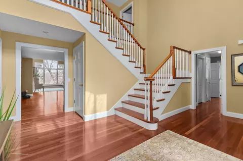 Entry Way - 140 River Dr, Appleton, WI 54915 photo 1 of 6