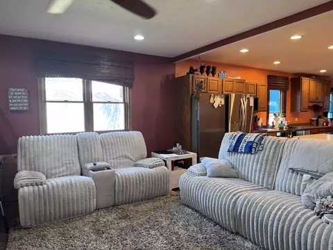 Living - 208 E Calumet St, Appleton, WI 54915 photo 2 of 2