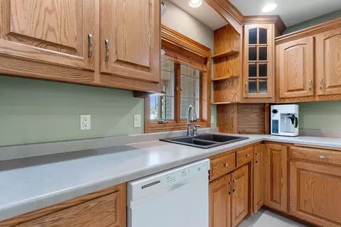 Kitchen - n9432 Logan Lane, Appleton, WI 54915 photo 6 of 7
