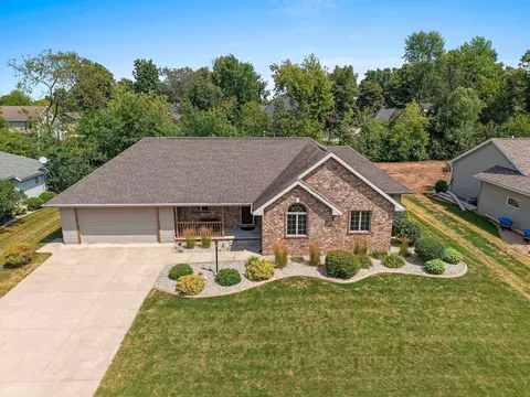 View/Area - n9432 Logan Lane, Appleton, WI 54915 photo 2 of 17