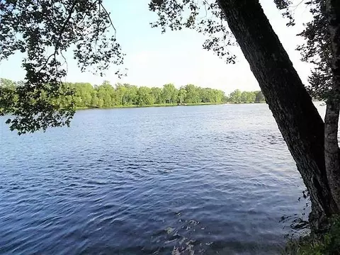 n9582 Cottage Lane, Wausaukee, WI 54177