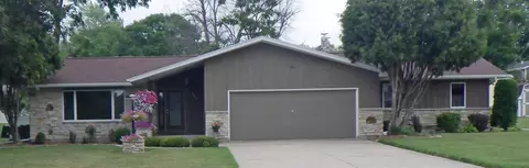 220 Pine St, Clintonville, WI 54929