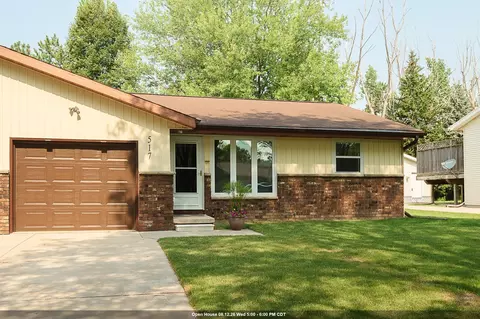 517 Kelly Jo Dr, Green Bay, WI 54303