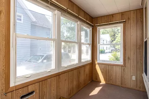 Exterior - 714 N Oneida St, Appleton, WI 54911 photo 2 of 10