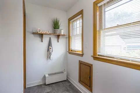 Entry Way - 714 N Oneida St, Appleton, WI 54911 photo 1 of 1