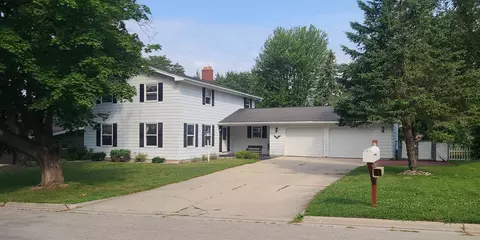 2410 Lina Ln, Green Bay, WI 54304