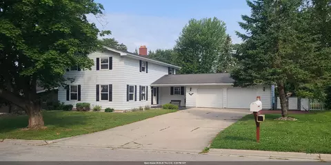 2410 Lina Ln, Green Bay, WI 54304