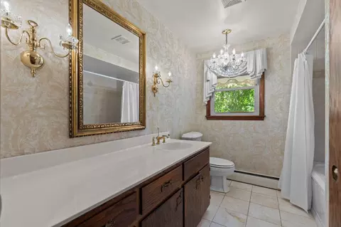 Bath - 630 W Capitol Dr, Appleton, WI 54911 photo 1 of 8