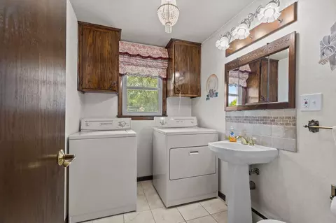 Other - 630 W Capitol Dr, Appleton, WI 54911 photo 4 of 12