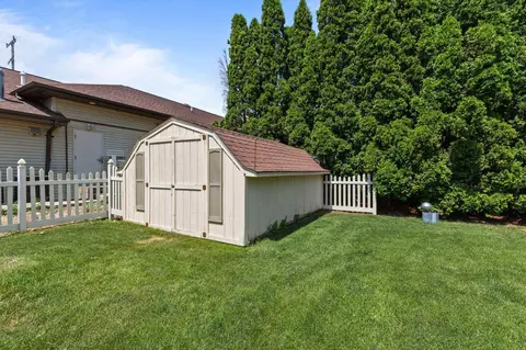 Exterior - 630 W Capitol Dr, Appleton, WI 54911 photo 2 of 9