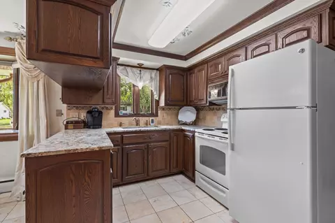 Kitchen - 630 W Capitol Dr, Appleton, WI 54911 photo 1 of 3
