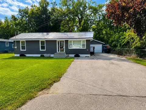 n5891 Wisconsin 187, Shiocton, WI 54170