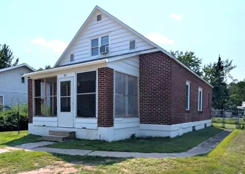811 May St, Wausaukee, WI 54177