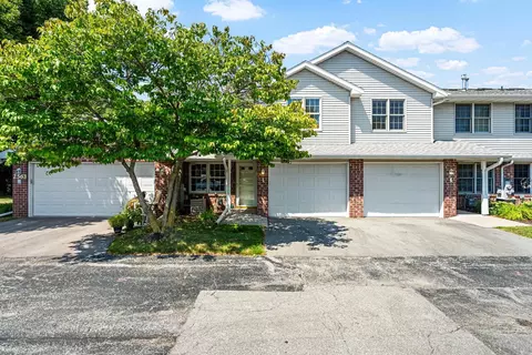 2563 Telluride Trl #L, Green Bay, WI 54313