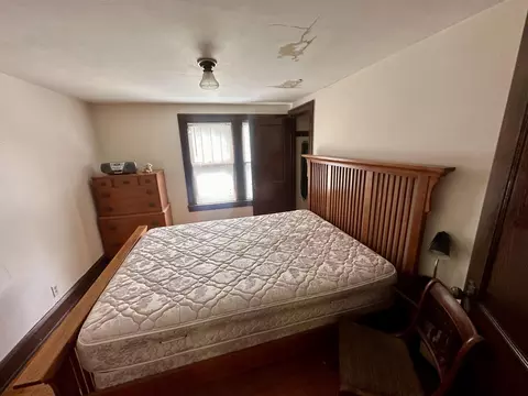 Bedroom - 516 E Maple St, Appleton, WI 54915 photo 2 of 4