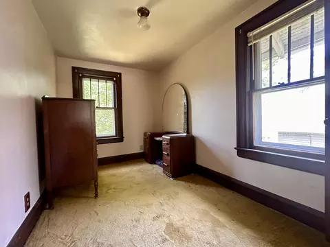Bedroom - 516 E Maple St, Appleton, WI 54915 photo 4 of 4