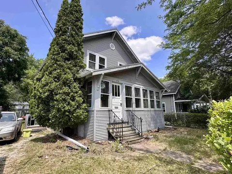 Exterior - 516 E Maple St, Appleton, WI 54915 photo 3 of 6