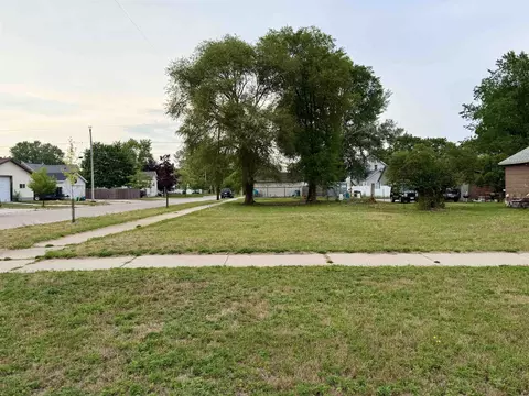 Terrace Avenue, Marinette, WI 54143