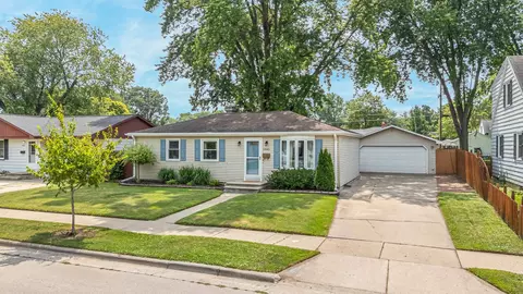 1942 Harold St, Green Bay, WI 54302
