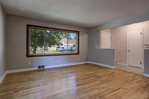 Living - 2112 N Superior St, Appleton, WI 54911 photo 1 of 3