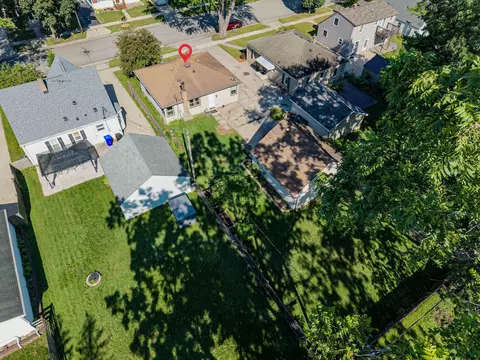 View/Area - 2112 N Superior St, Appleton, WI 54911 photo 6 of 12