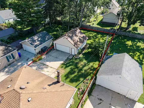 View/Area - 2112 N Superior St, Appleton, WI 54911 photo 3 of 12